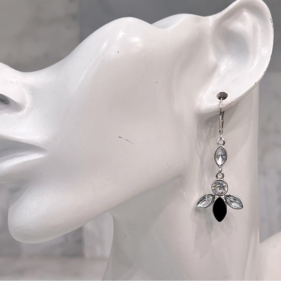 NAPIER Dangle and Stud Earring Bundle - Picture 3 of 15